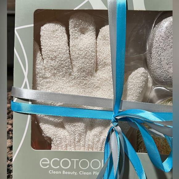 Ecotools Cleanse Kit Shower Gloves Body Brush Pumice Stone Foot Soak NWT - Picture 4 of 8
